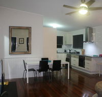 Redland BayBreeze - Tourism Search
