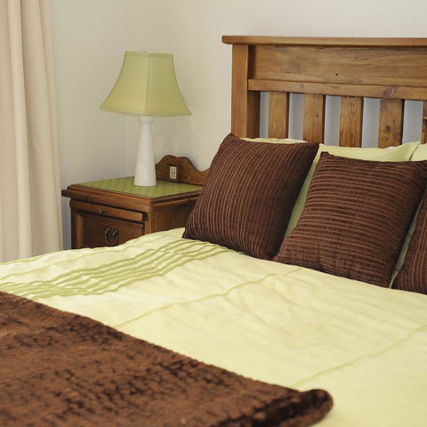 Robin Hill Retreat - Tourism Search 3