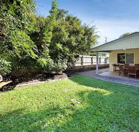 Roderick Street 52 Moffat Beach - Tourism Search