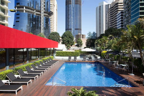 Royal On The Park - Tourism Search 1