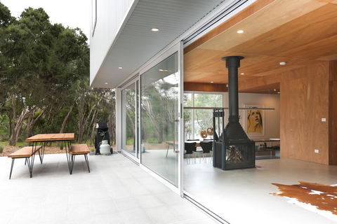 SeaSalt Beach House - Architecturally Designed - Tourism Search 2