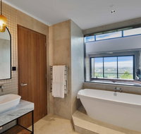 Sequoia Lodge - Tourism Search