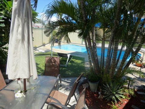 Shell Motel (Pearly Shell Motel) - Tourism Search 1