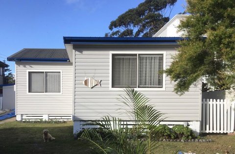 Shellharbour Beach Cottage - Walk Onto Patrolled Beach With Flags In Summer - Tourism Search 2