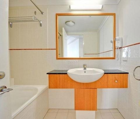Shevlin Apartments - Tourism Search 2