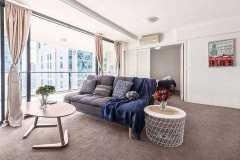 Sky River CBD Apartment - Tourism Search 0