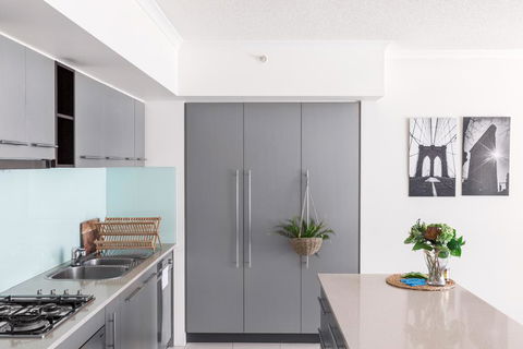 Sky River CBD Apartment - Tourism Search 2