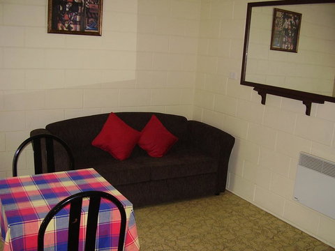 Snowy River Lodge Motel - Tourism Search 1