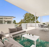Spacious apartment with generous entertaining - Tourism Search