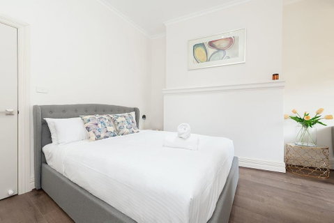 STUNNING SYDNEY HOME 9 - Tourism Search 2