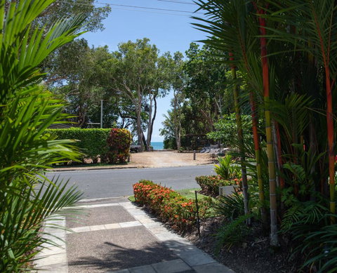 Sunrise On Four Mile - Port Douglas - Tourism Search 2