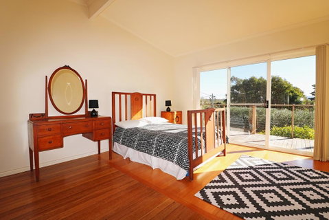 Surfside - Tourism Search 3