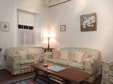 Surgeon's Cottage - Tourism Search 1