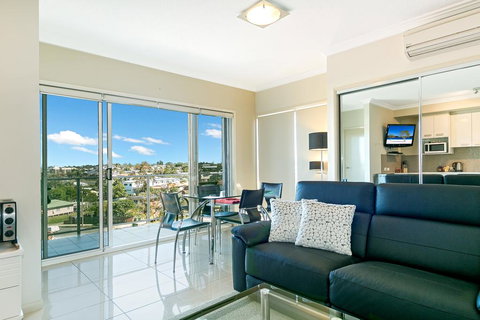Suttons Beach Apartments - Tourism Search 2