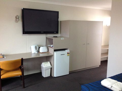 Tannum Sands Hotel / Motel - Tourism Search 3