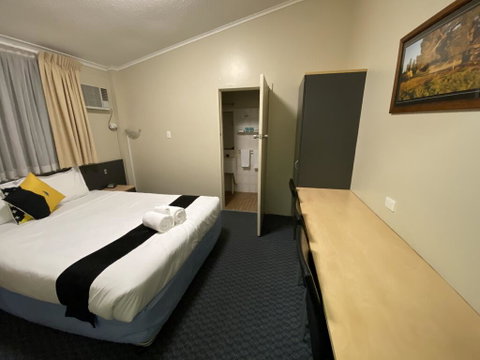 Taree Motor Inn - Tourism Search 3