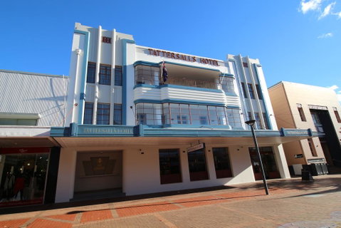 Tattersalls Hotel - Tourism Search 0