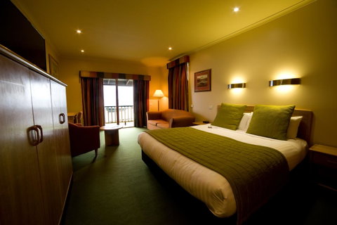 Strahan Village - Tourism Search 22