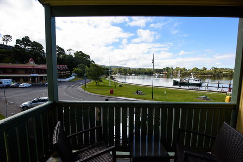 Strahan Village - Tourism Search 21