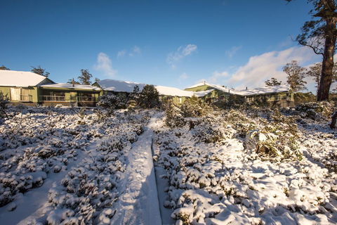 Cradle Mountain Hotel - Tourism Search 21