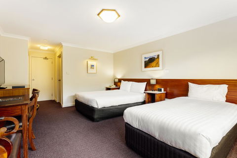 Cradle Mountain Hotel - Tourism Search 9