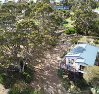 Front Row Beachfront - Tourism Search