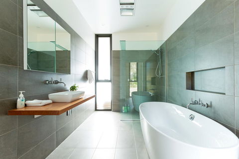 Blessington Beach Retreat - Tourism Search 18