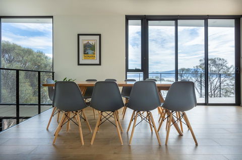 Blessington Beach Retreat - Tourism Search 7