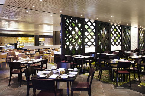 Crown Promenade Melbourne - Tourism Search 13