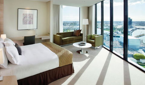 Crown Promenade Melbourne - Tourism Search 18