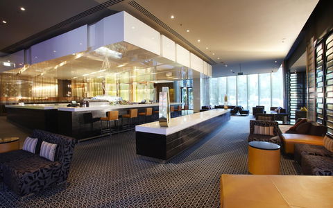 Crown Promenade Melbourne - Tourism Search 11