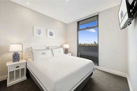 The Hamptons Apartments - St Kilda - Tourism Search 38