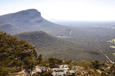 Dunkeld Studio Accommodation - Tourism Search 15