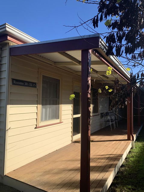Dunkeld Studio Accommodation - Tourism Search 3