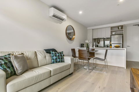 Melbourne City Apartments - Teri - Tourism Search 42