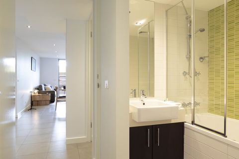 The Dolphin Apartments - Tourism Search 5