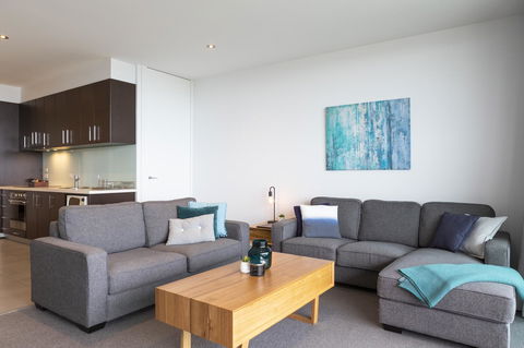 The Dolphin Apartments - Tourism Search 3