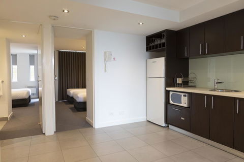 The Dolphin Apartments - Tourism Search 2
