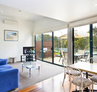 Anchorage Motel  Villas Lorne - Tourism Search
