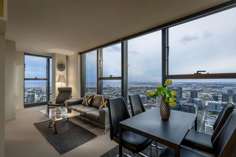 Melbourne SkyHigh Apartments - Tourism Search 15