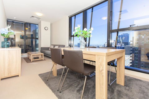 Melbourne SkyHigh Apartments - Tourism Search 4