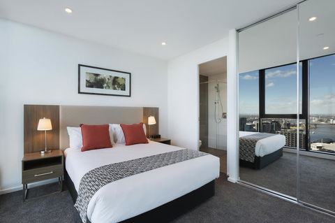 City Tempo - Lonsdale St - Tourism Search 4