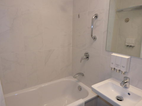 City Limits Hotel Apartments - Tourism Search 31
