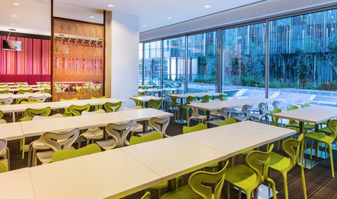 Travelodge Hotel Melbourne Docklands - Tourism Search 16