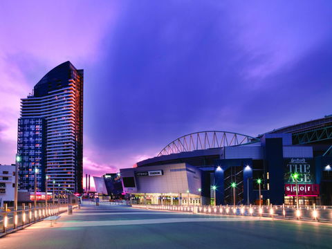 Travelodge Hotel Melbourne Docklands - Tourism Search 7