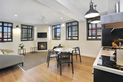 Devlin Apartments - Tourism Search 2