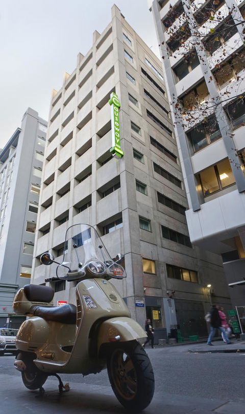 Causeway 353 Hotel - Tourism Search 3