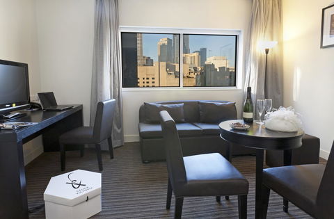 Causeway 353 Hotel - Tourism Search 36