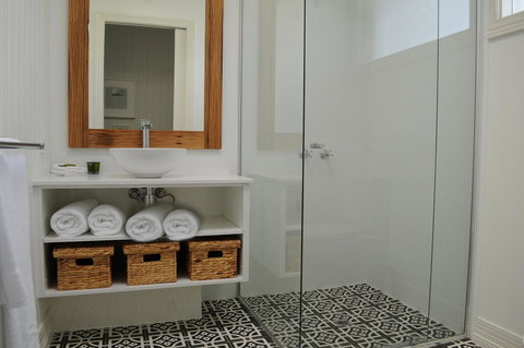 Anchor Geelong - Tourism Search 14