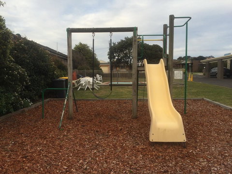 Pelicans Motel San Remo - Tourism Search 6